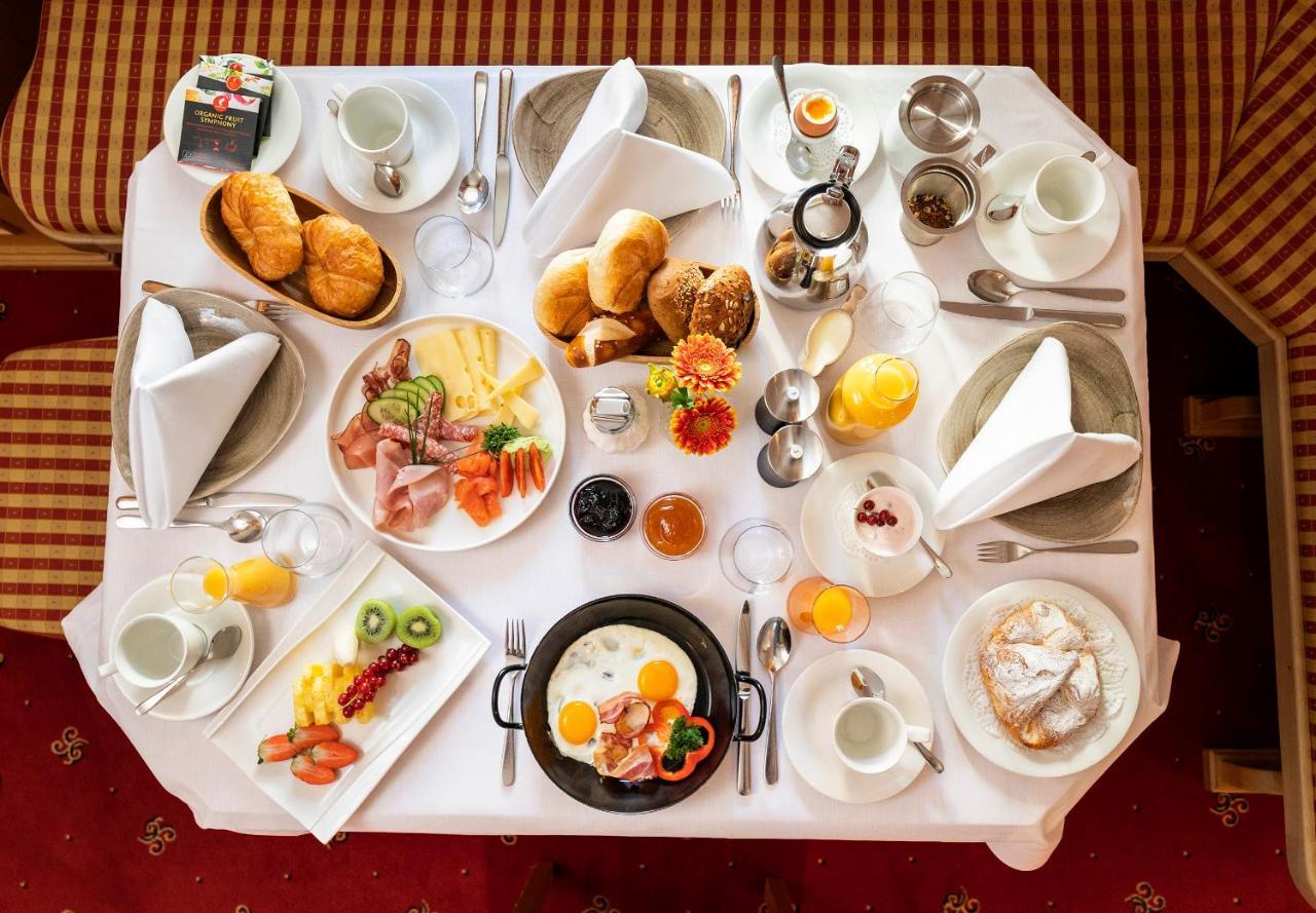 Hotel Tannbergerhof Im Zentrum Von Lech Екстер'єр фото