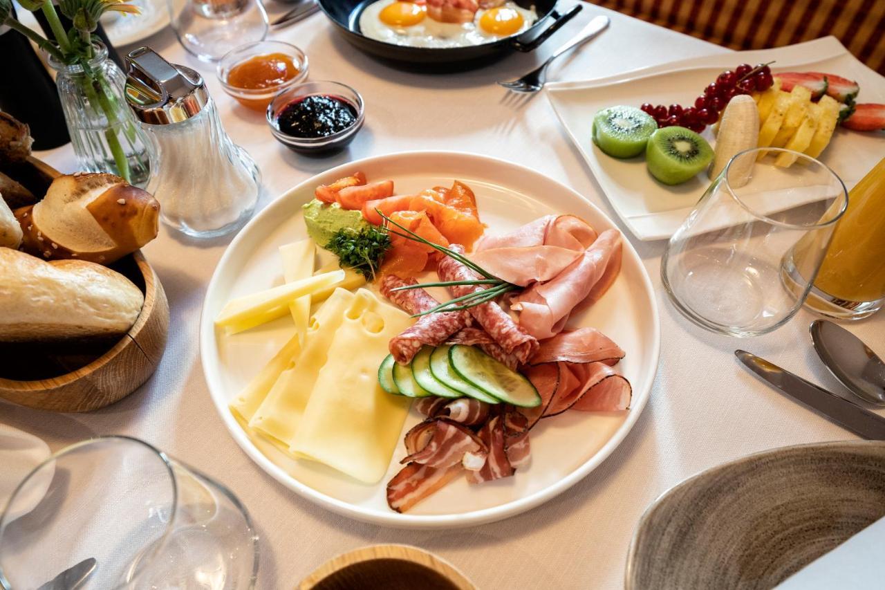 Hotel Tannbergerhof Im Zentrum Von Lech Екстер'єр фото