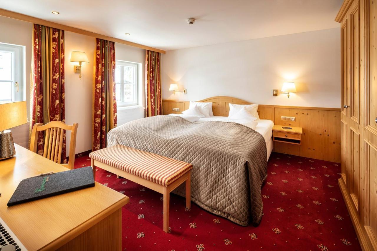Hotel Tannbergerhof Im Zentrum Von Lech Екстер'єр фото