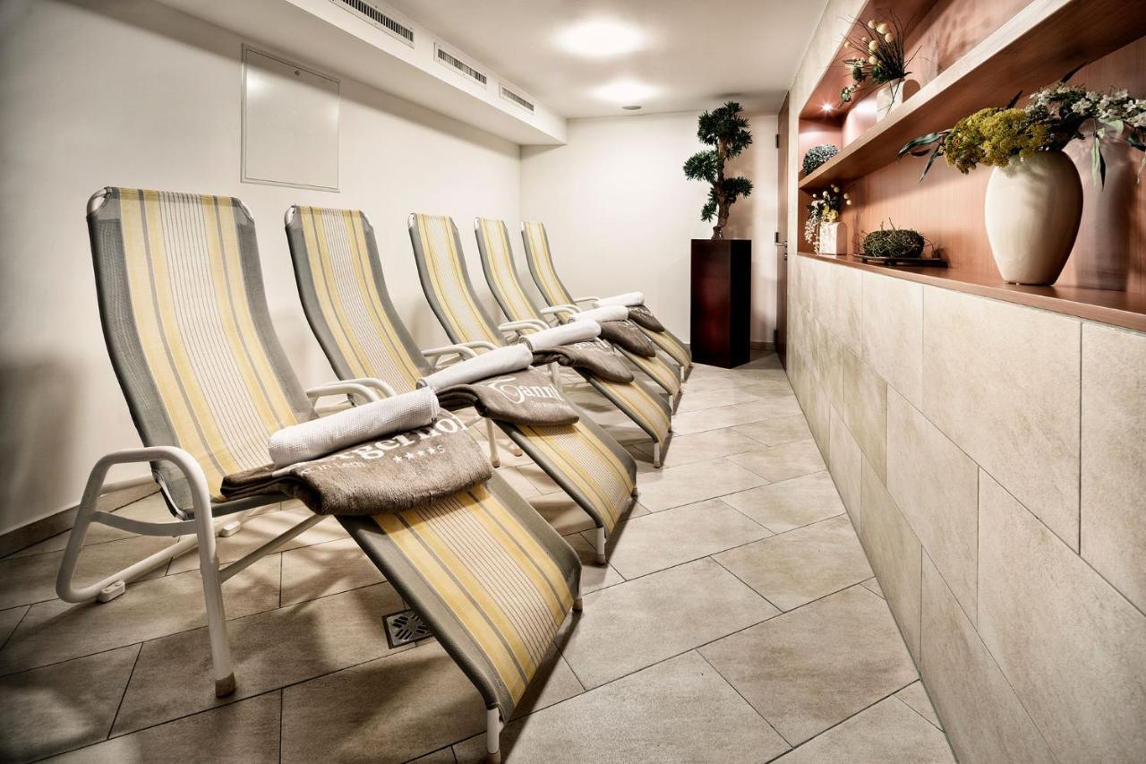 Hotel Tannbergerhof Im Zentrum Von Lech Екстер'єр фото